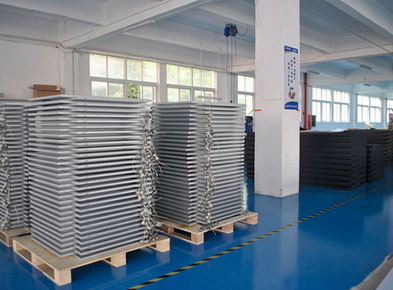 Busy Production Lines of LED Lightbox: Meeting North American Demand with Quality and Speed